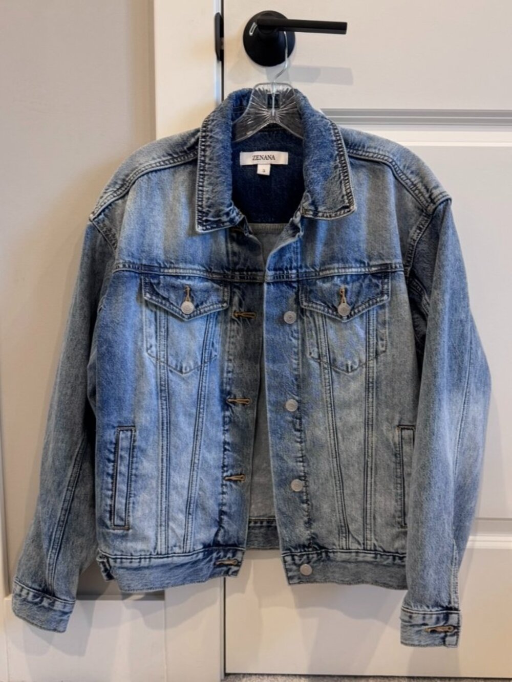 Women's Size Small Zenana Oversized Distressed Jean Jacket, Denim